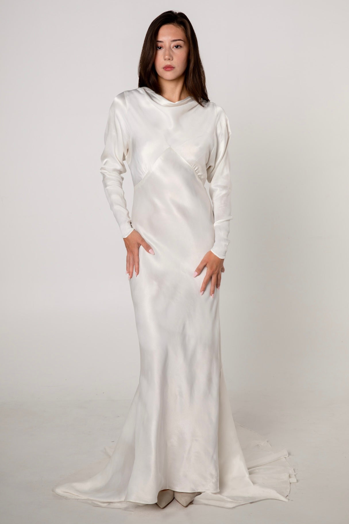 1930s White Satin Long Sleeve Wedding Gown – Toots Vintage
