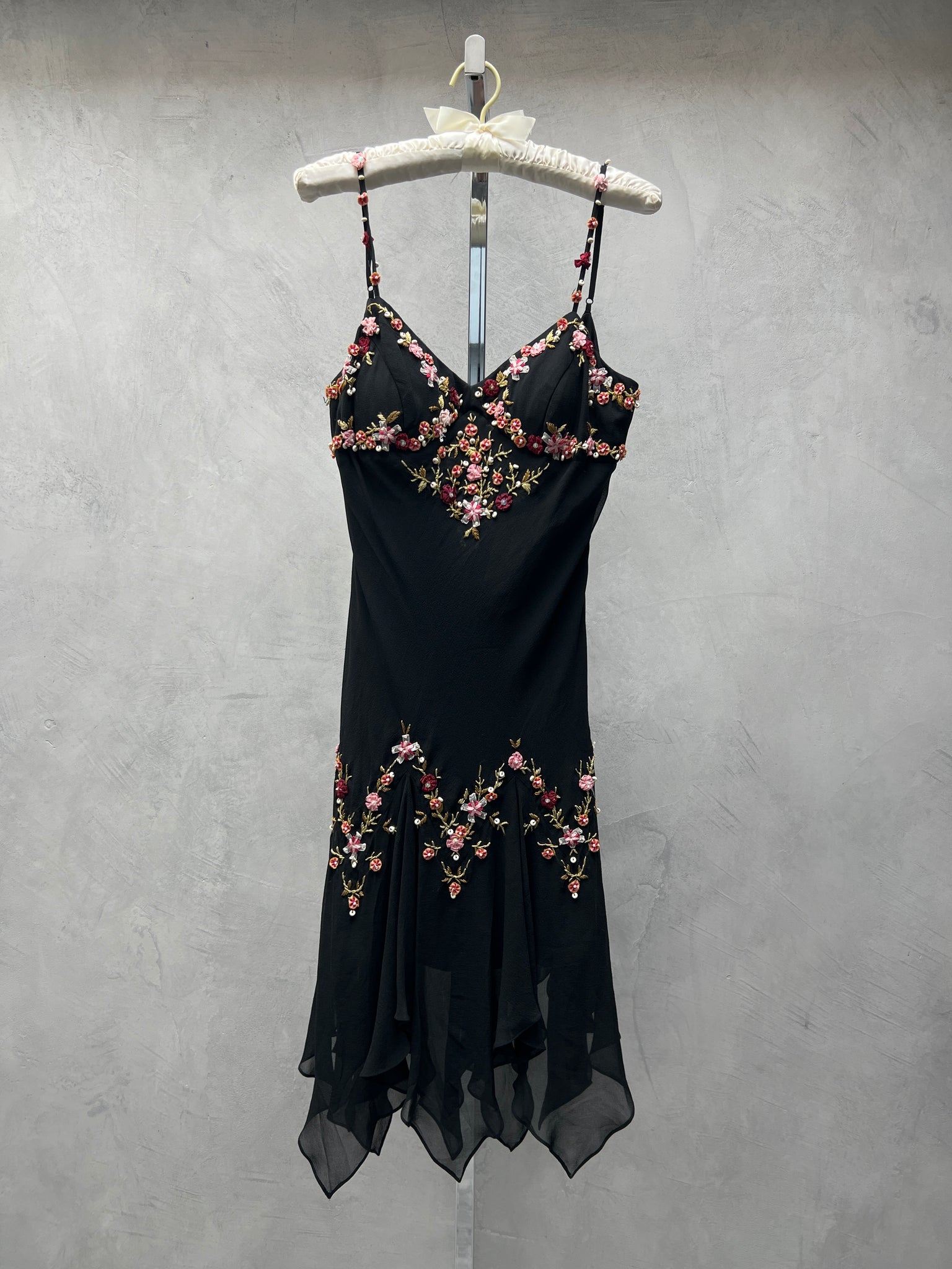 Sue Wong Black Floral Rosette Silk Fairy Dress