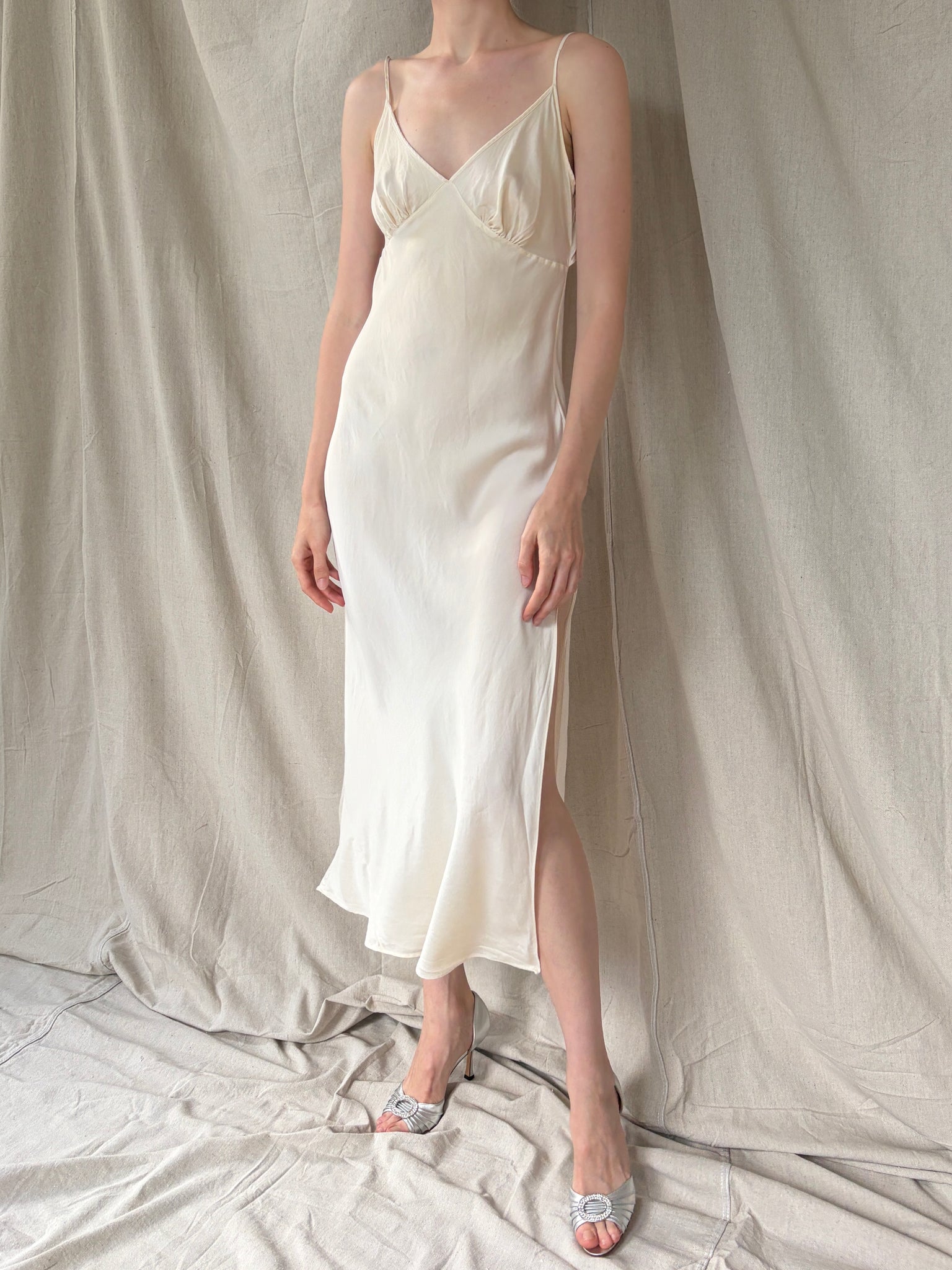 victoria secret silk dress Victoria’s 2001 Ivory Satin Tie Back Slip Size:50W x 32L Cassie Embroidered Midi Dress halter style with adjustable frockandfrill