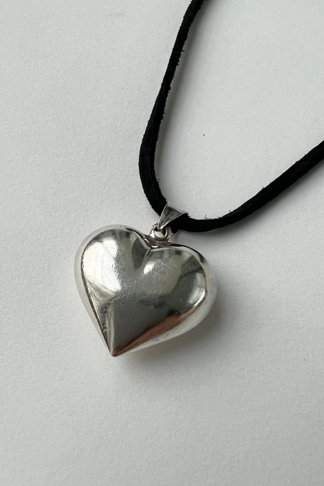 Silver Puffy Heart Leather Tie Choker