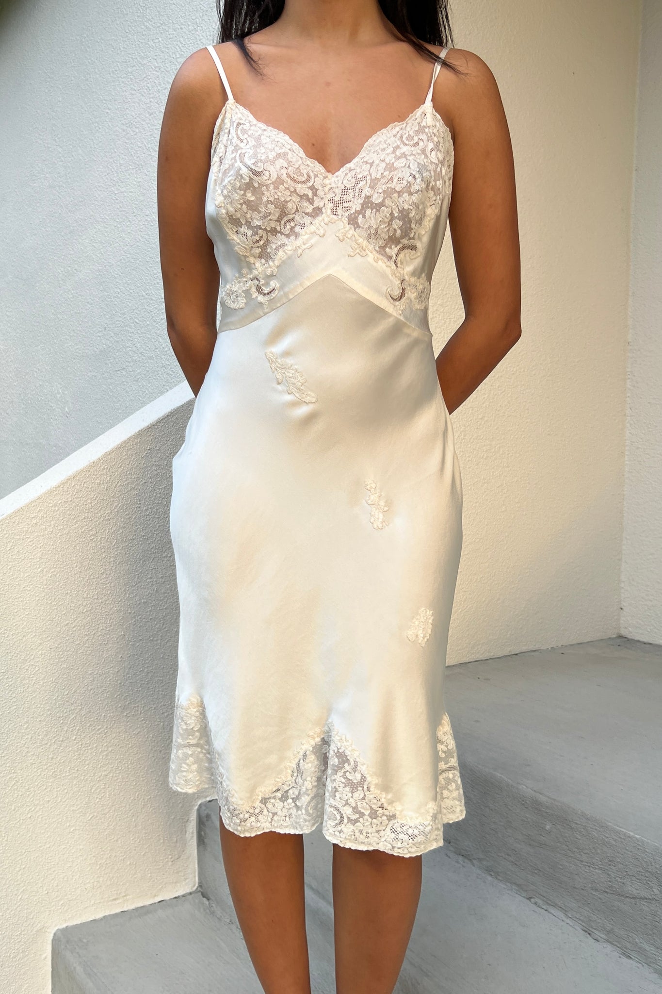 1930s Ivory Silk Lace Slip Dress – Toots Vintage