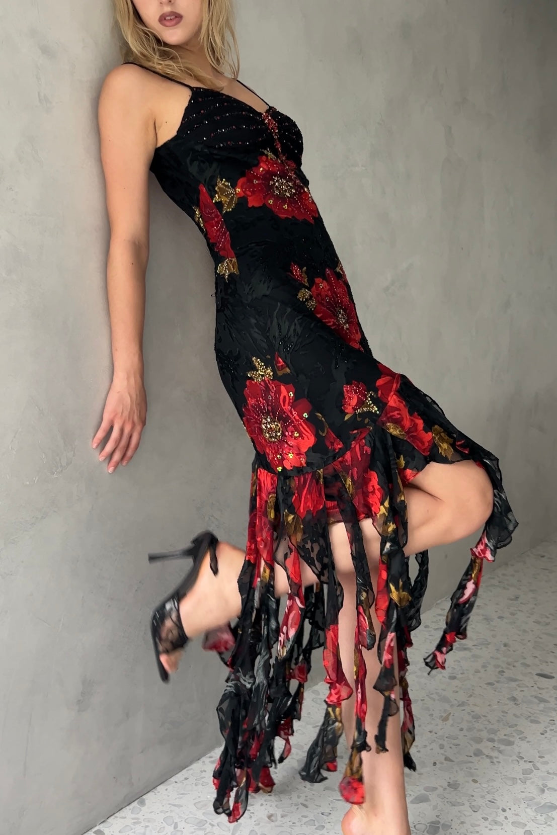 Sue Wong Black Floral Silk Devoré Fringe Beaded Dressi