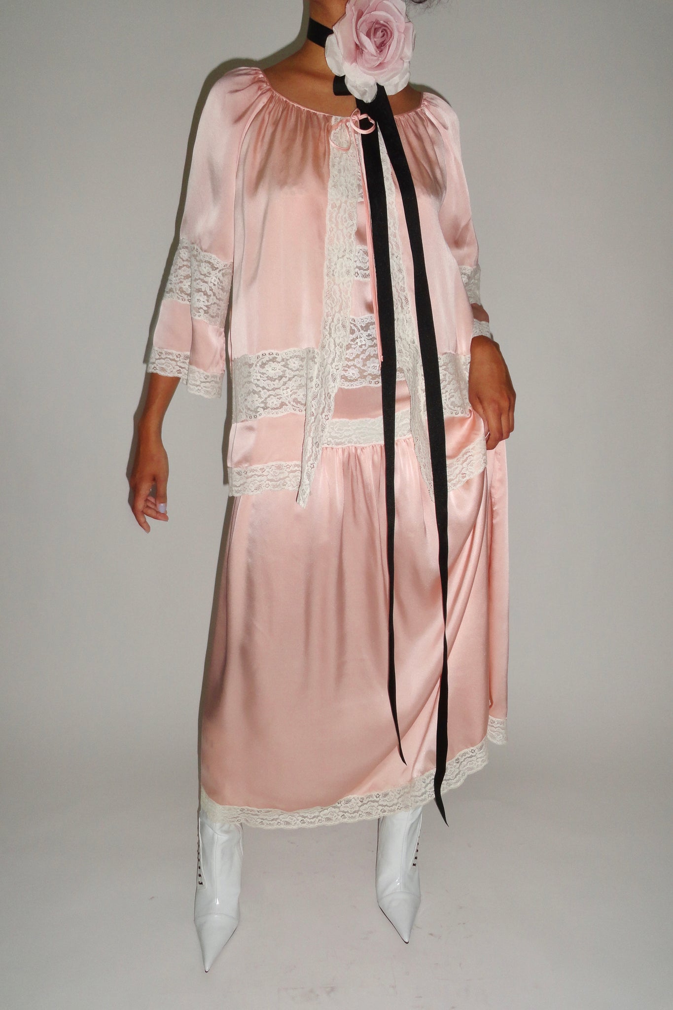 1980s Nina Ricci Pink Silk Peignoir Set